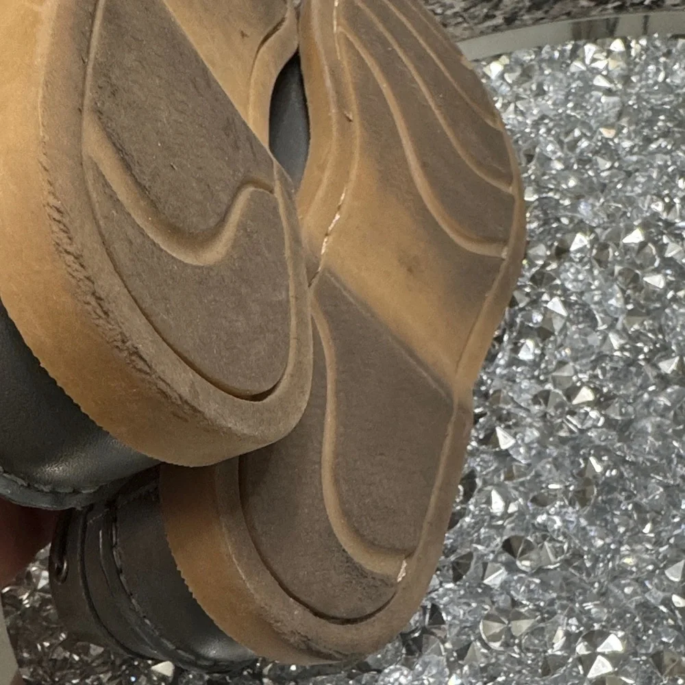 BED|STU Gray Leather Boat Shoes with Gum Sole EUC 9.5